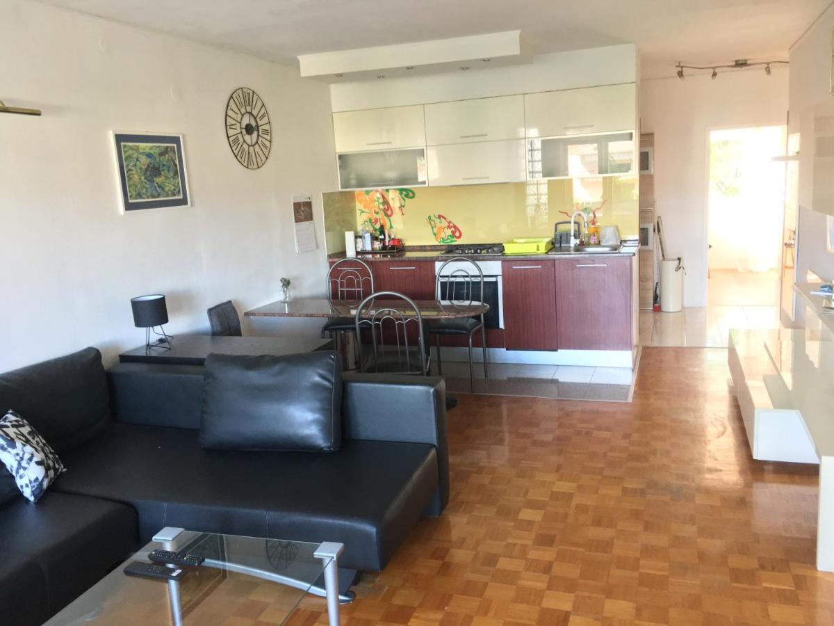 Apartment Tin كرك المظهر الخارجي الصورة