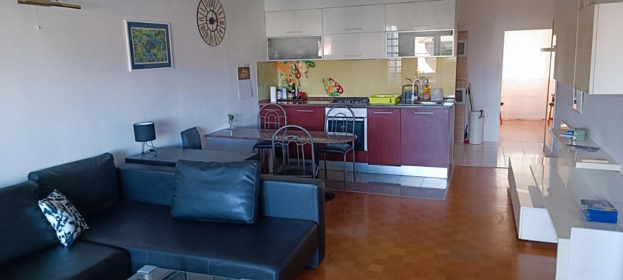 Apartment Tin كرك المظهر الخارجي الصورة