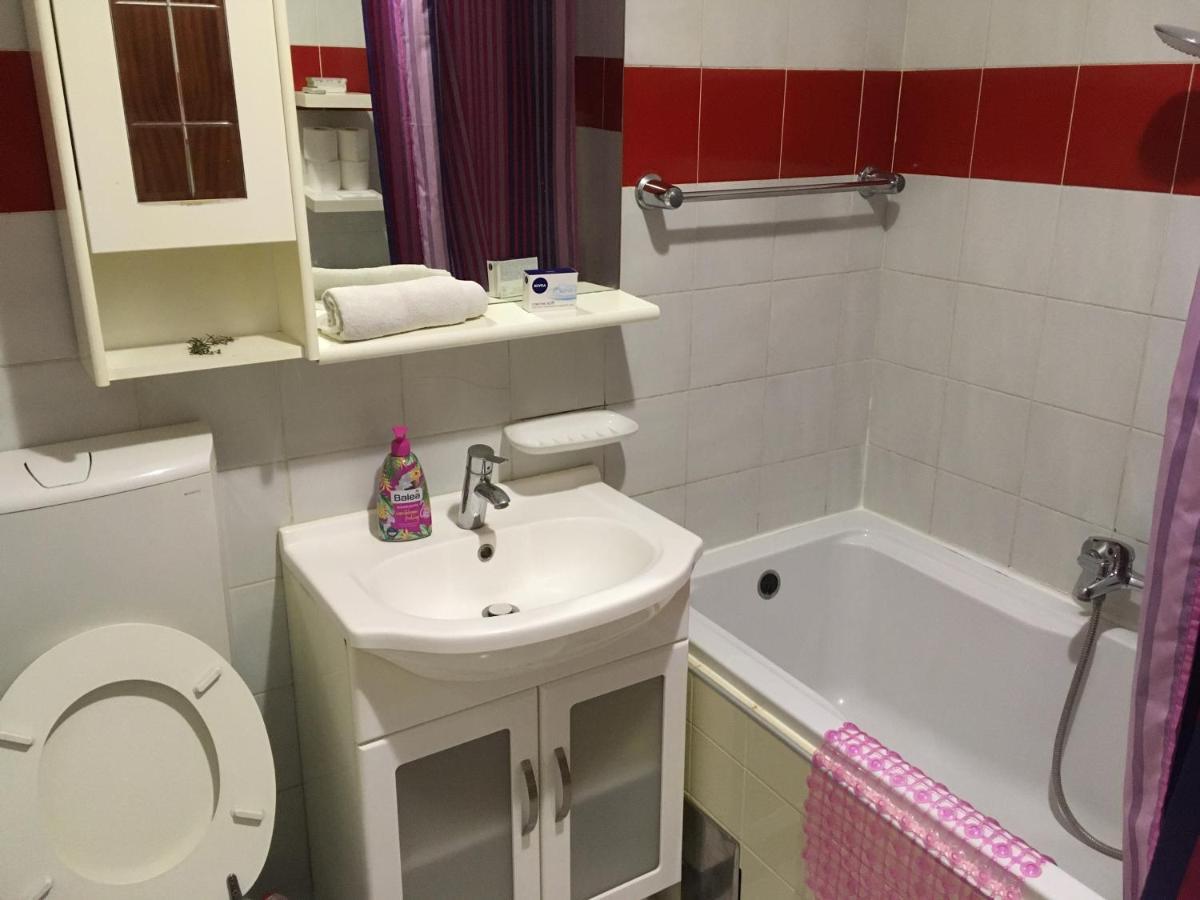 Apartment Tin كرك المظهر الخارجي الصورة