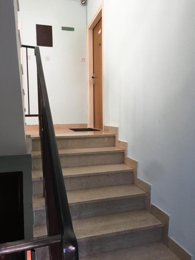 Apartment Tin كرك المظهر الخارجي الصورة