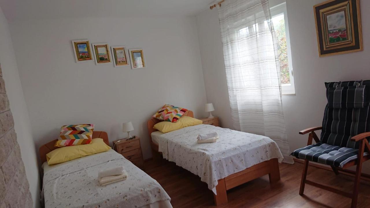 Apartment Tin كرك المظهر الخارجي الصورة